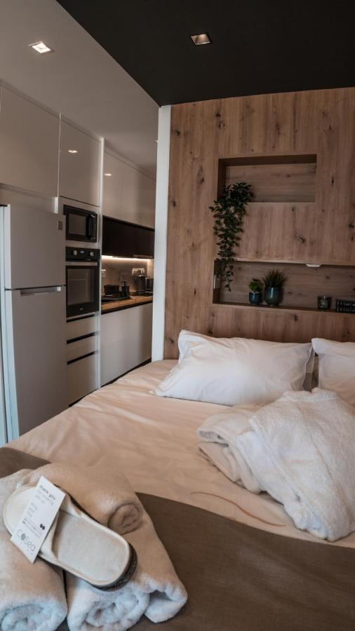 Cosea Living: Seaside Deluxe Suite In Harbour 107B Пафос Екстериор снимка