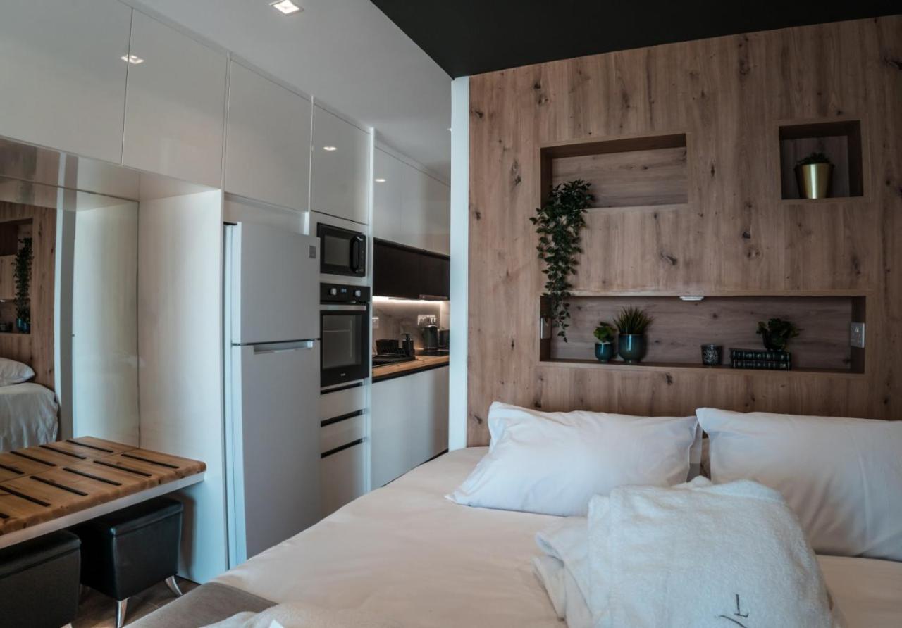 Cosea Living: Seaside Deluxe Suite In Harbour 107B Пафос Екстериор снимка