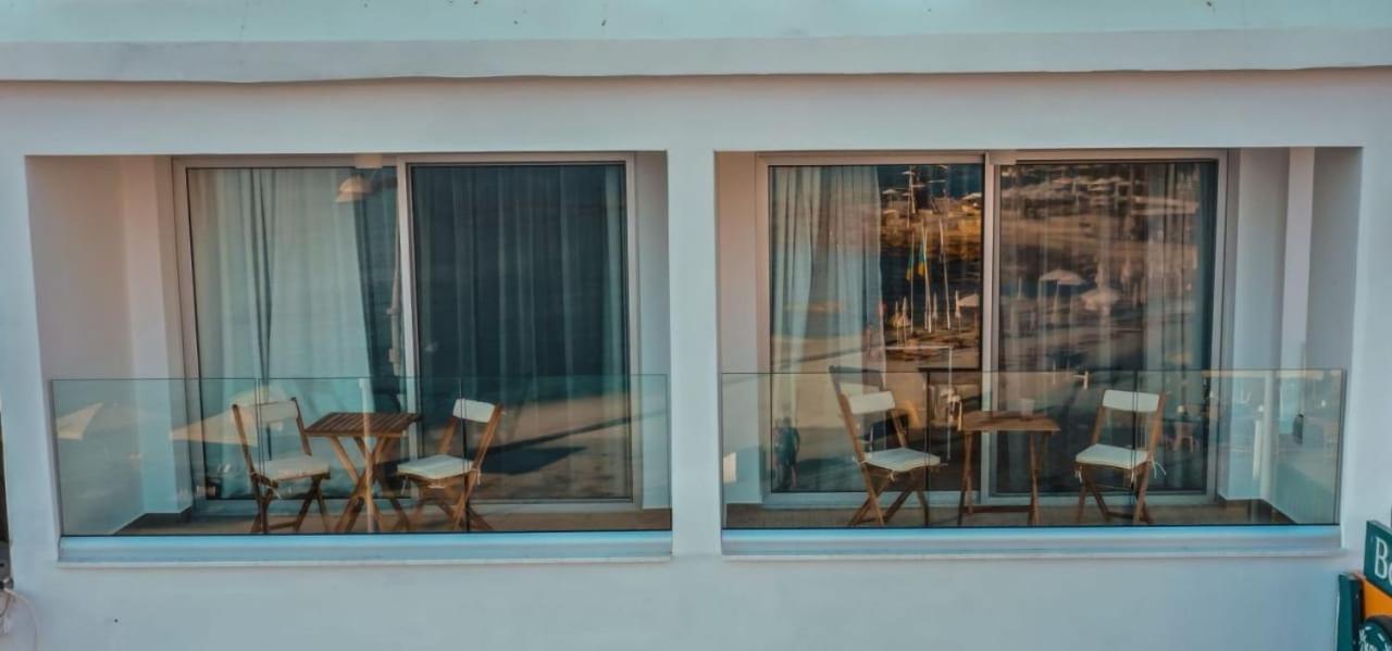 Cosea Living: Seaside Deluxe Suite In Harbour 107B Пафос Екстериор снимка